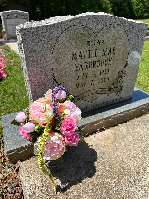 Flower delivery for Mattie Mae Yarbrough