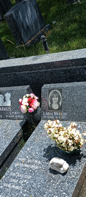 Flower delivery for Lillian Frances Cobb