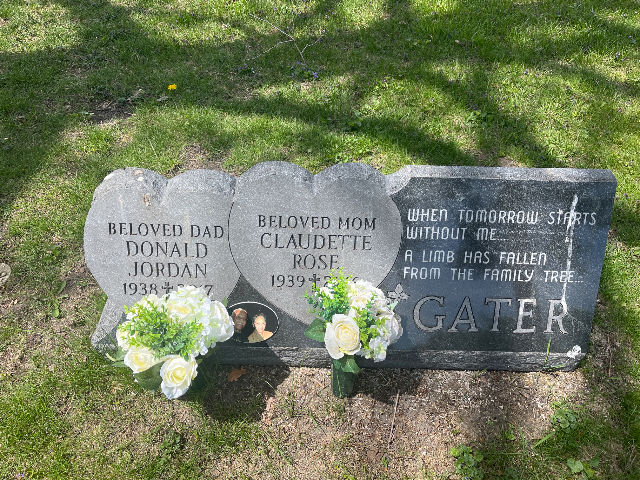 Flower delivery for Claudette Rose Gater