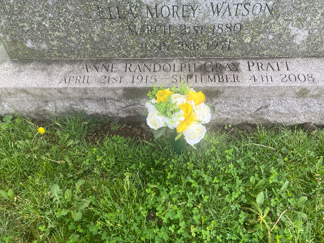 Flower delivery for Anne Gray Pratt