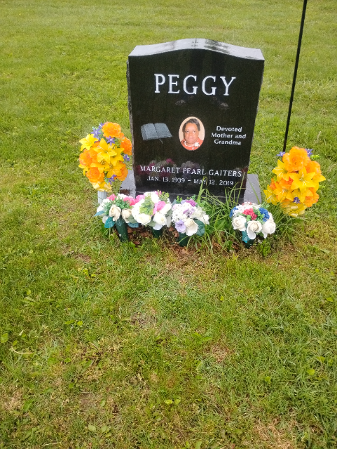 Flower delivery for Margaret Pearl Gaiters