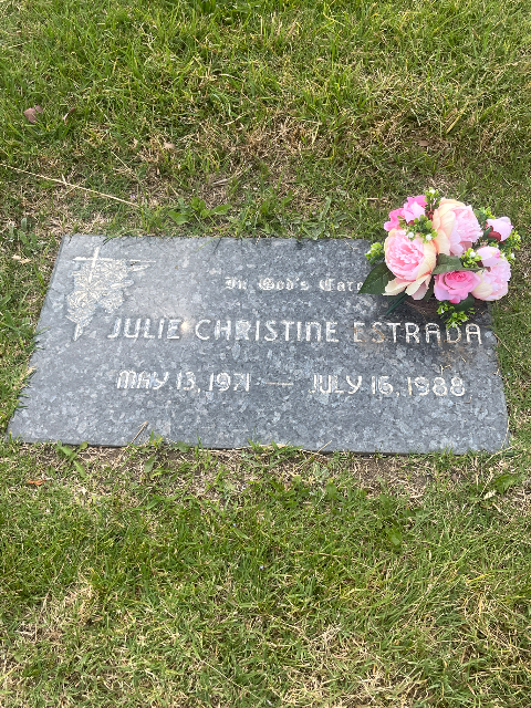 Flower delivery for Julie Christine Estrada