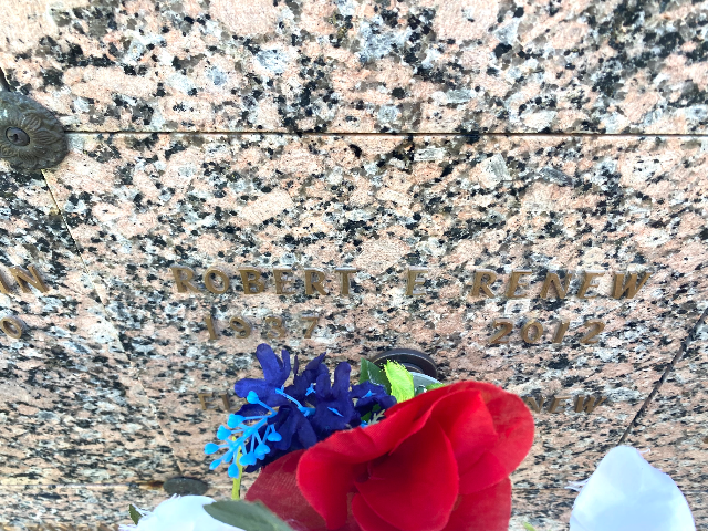 Flower delivery for Robert E Renew