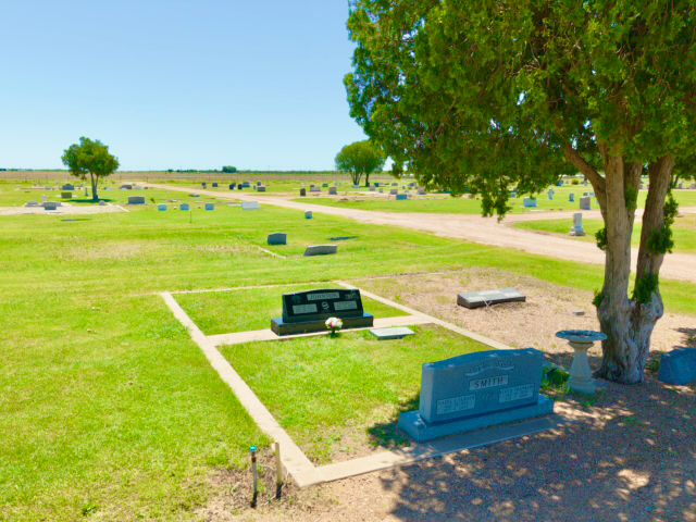 Flower delivery for Wanda Lou Johnson