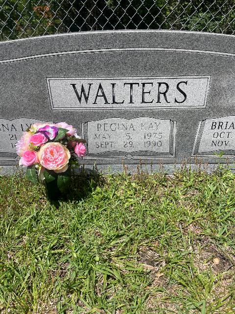 Flower delivery for Regina Kay Walters