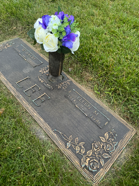 Flower delivery for Ellen M Lee