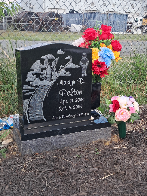 Flower delivery for Nasiyr Dezmin Belton