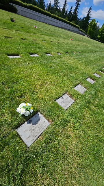 Flower delivery for Will Thomas Naugle