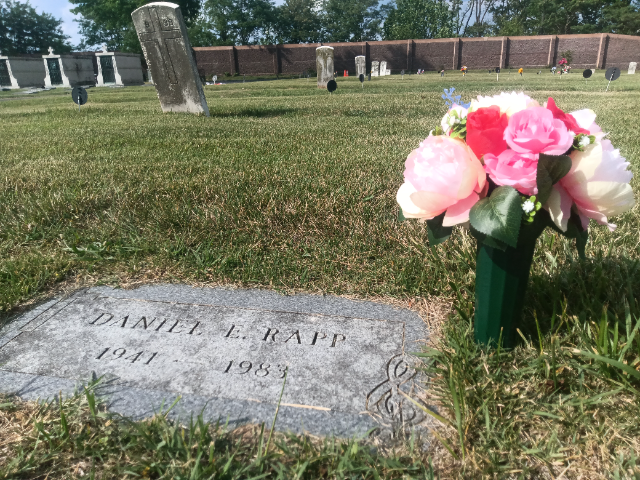 Flower delivery for Clara Ernst