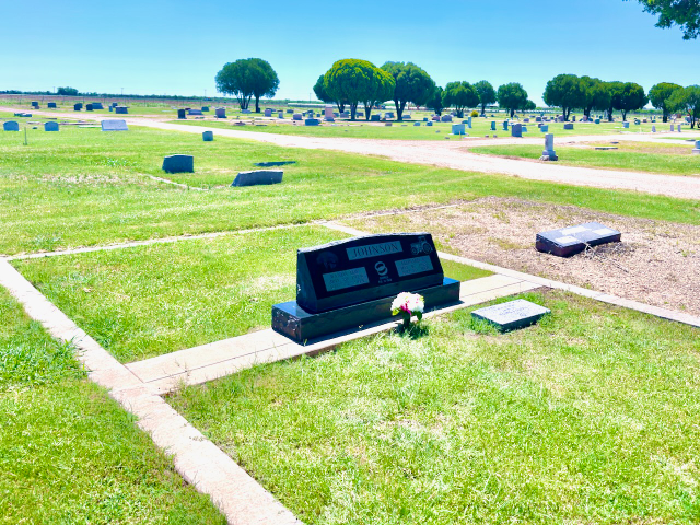 Flower delivery for Wanda Lou Johnson