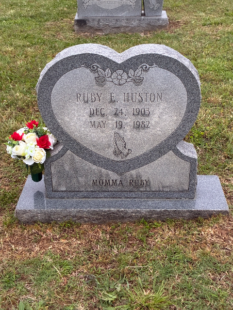 Flower delivery for Ruby E. Huston