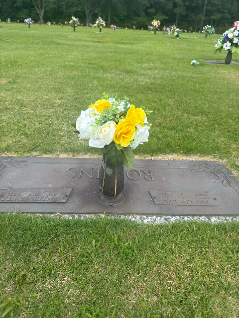 Flower delivery for Phillip R Rollins