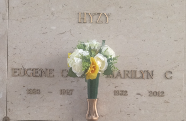 Flower delivery for Marilyn C. Hyzy