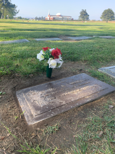 Flower delivery for Elida Luella Russell
