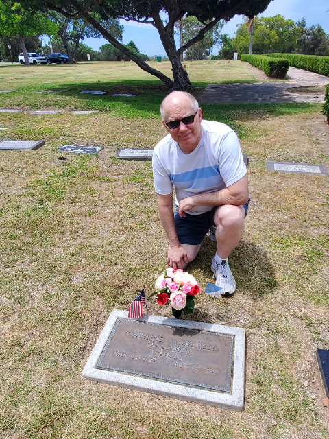 Flower delivery for Corinne I Colwell