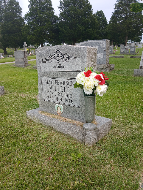 Flower delivery for Myrtle May Willett