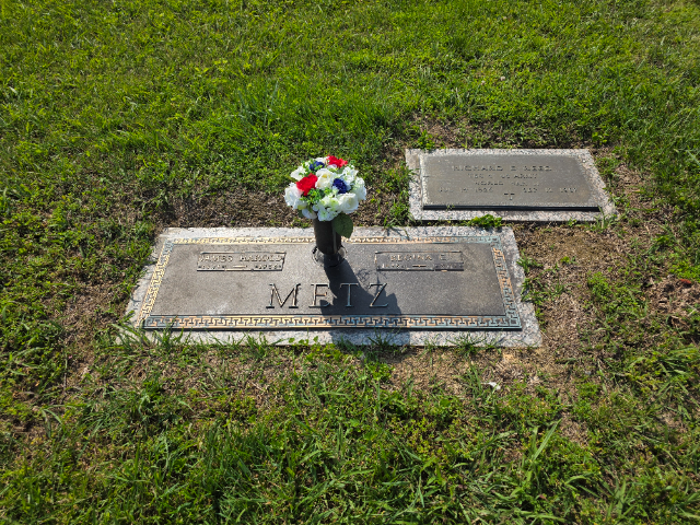 Flower delivery for James Harold Metz