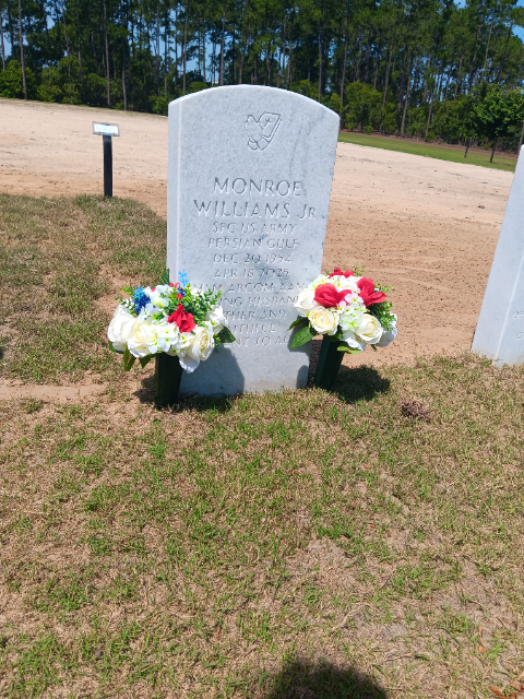 Flower delivery for Monroe Williams