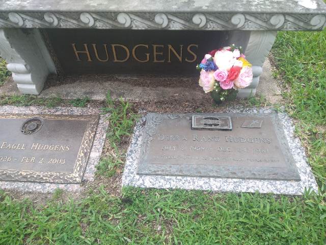 Flower delivery for Debra Christina Hudgens