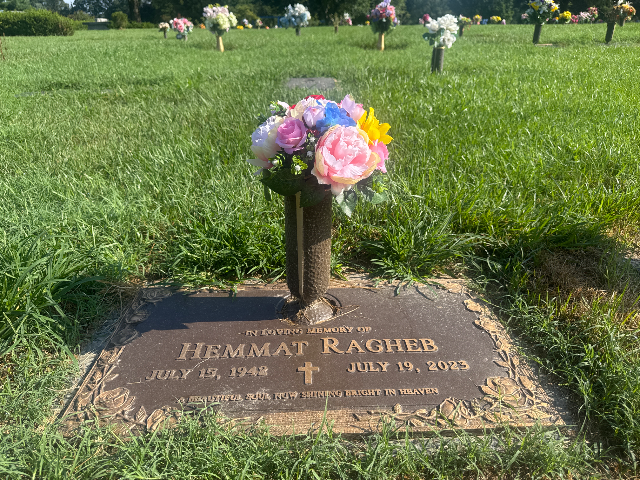 Flower delivery for Hemmat Ragheb