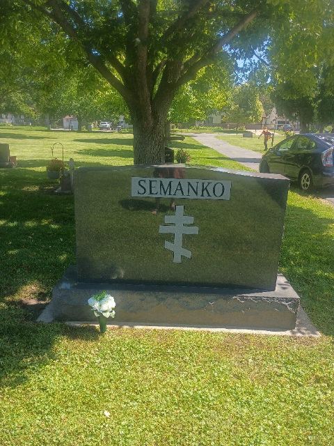 Flower delivery for John Dale Semanko