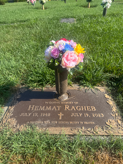 Flower delivery for Hemmat Ragheb