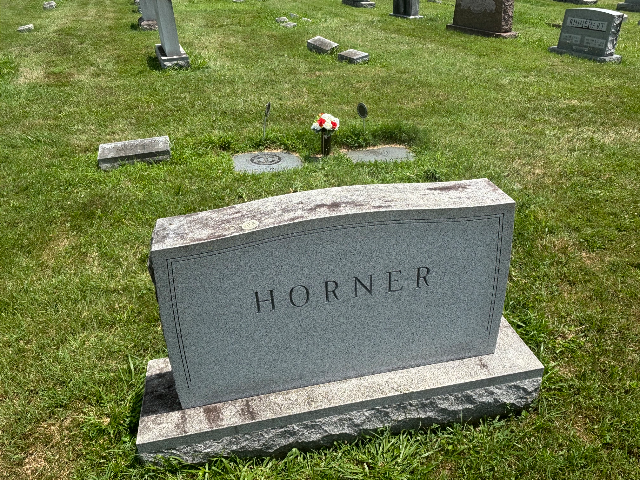 Flower delivery for Mary Alice Horner