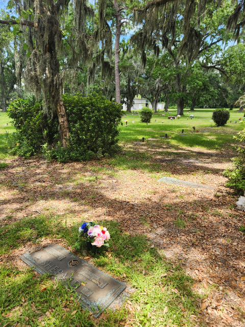 Flower delivery for Lester Elijah Elijah Shepard