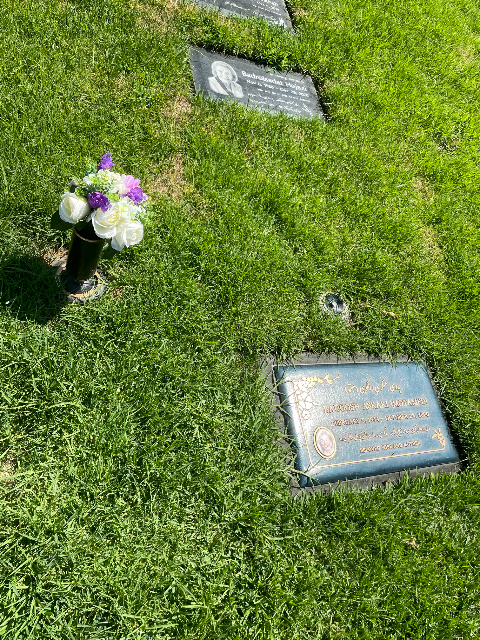 Flower delivery for Richard Simmons