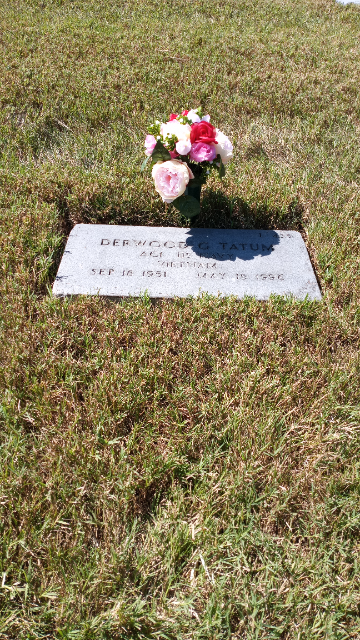 Flower delivery for Derwood Glenn Tatum