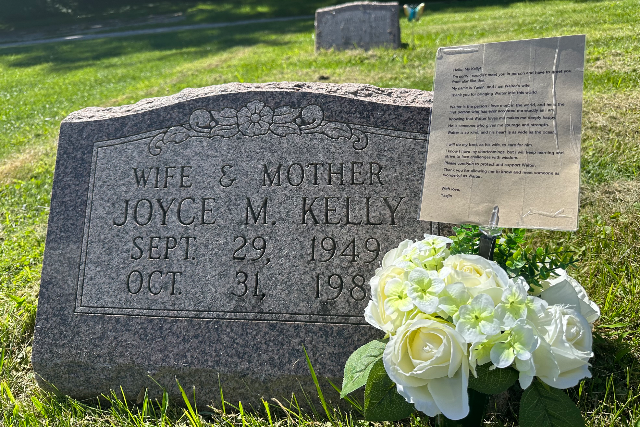 Flower delivery for Joyce Marie Kelly