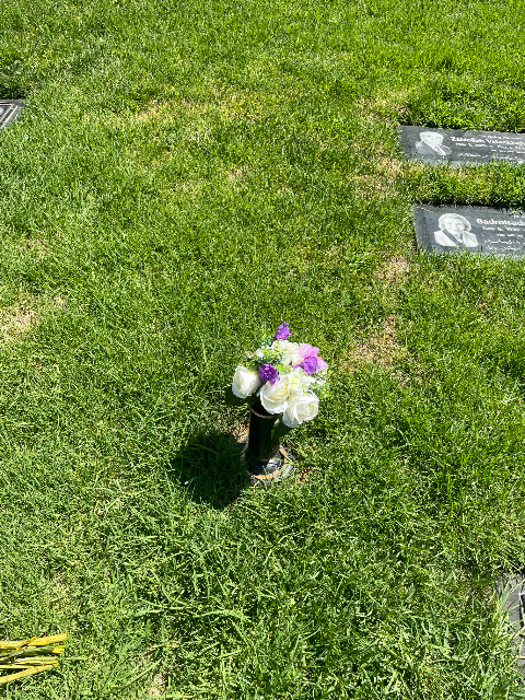 Flower delivery for Richard Simmons