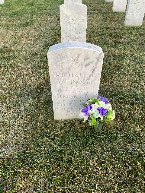 Flower delivery for Michael Thomas Yatsko