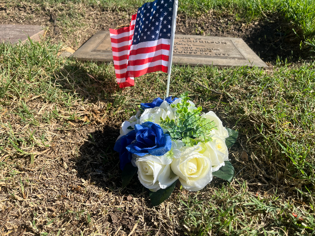 Flower delivery for Bruce Kevin Anderson