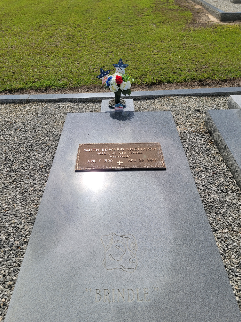 Flower delivery for Darlene Thompson