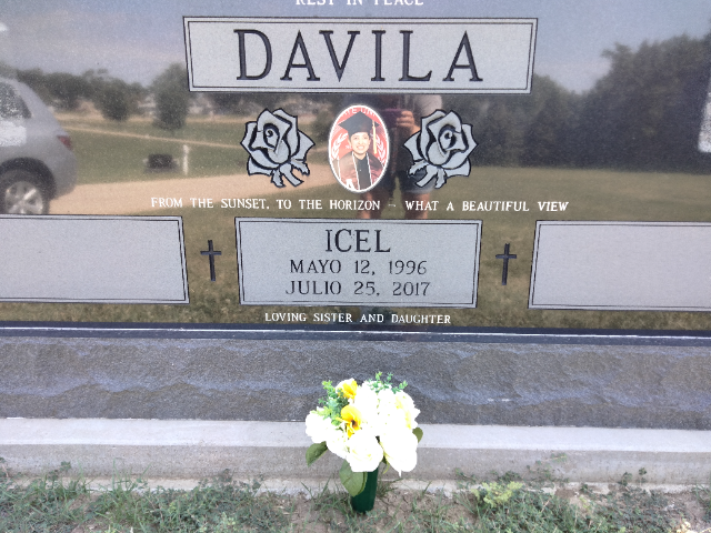 Flower delivery for Icel Davila