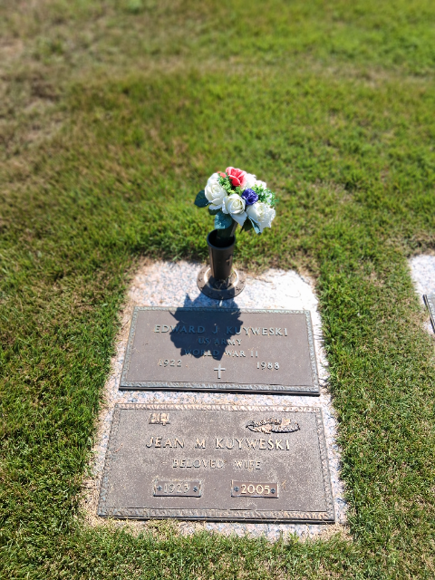 Flower delivery for Edward J. Kuyweski