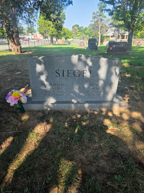 Flower delivery for Sanford Harold Siegel