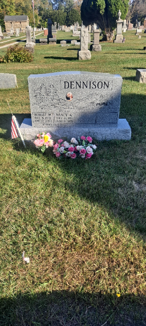 Flower delivery for Robert and Nancy Ann Dennison