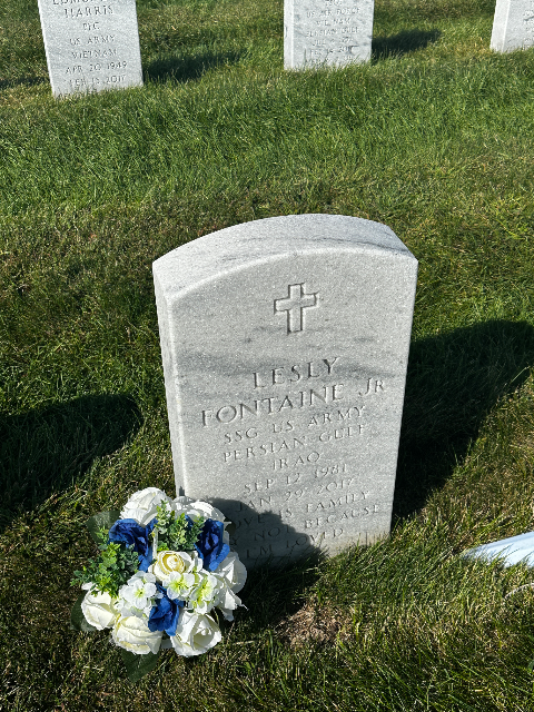 Flower delivery for Lesly Fontaine