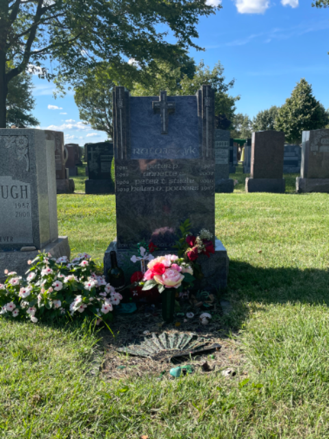 Flower delivery for Peter Thomas Ratajczyk