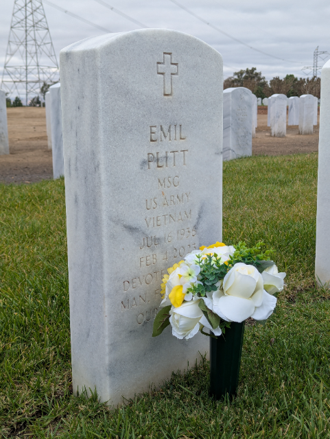 Flower delivery for Emil Plitt