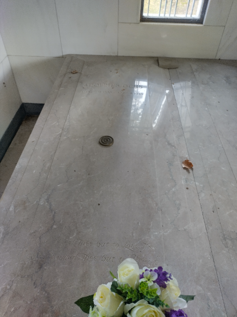 Flower delivery for Adolph Simon Ochs