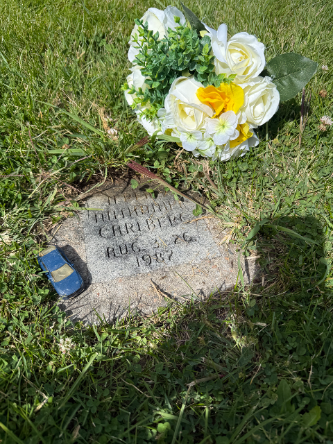 Flower delivery for Jeremy Nathaniel Carlberg