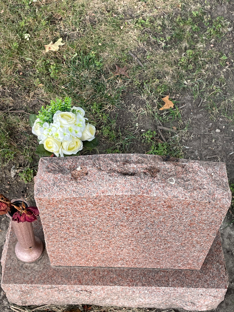 Flower delivery for Dianna Marie Daulton