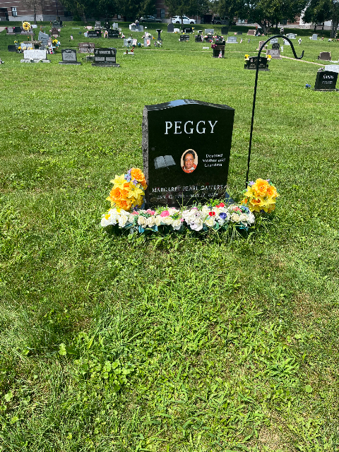 Flower delivery for Margaret Pearl Gaiters