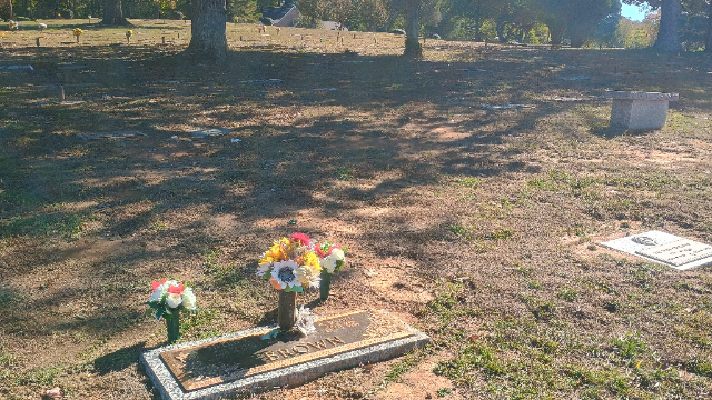 Flower delivery for Alexander Dearl Brown