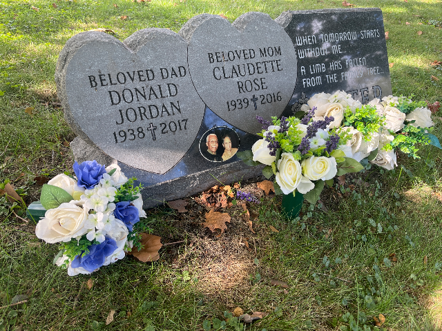 Flower delivery for Claudette Rose Gater