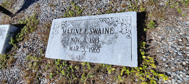 Flower delivery for Maxine Fisher Swaine