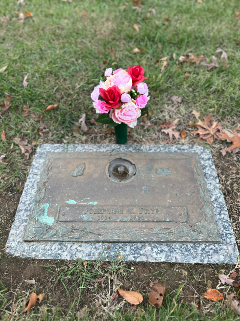 Flower delivery for Josephine M. Frye